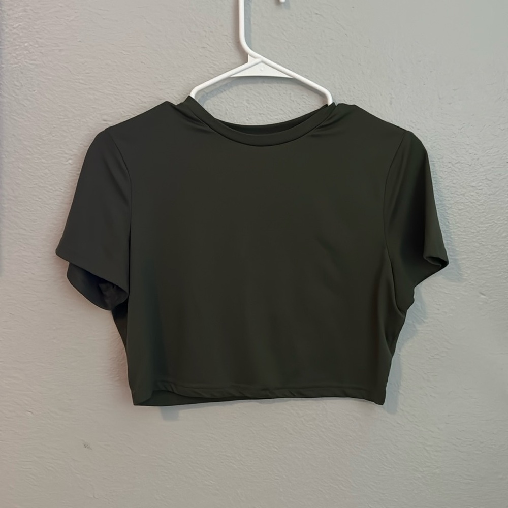 Green crop top
